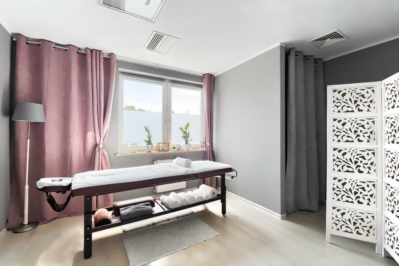 Hotel Olympic Wronki  Экстерьер фото