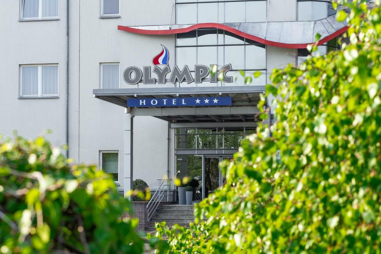 Hotel Olympic Wronki  Экстерьер фото